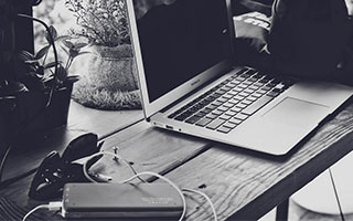 王全立：多哈泳战国手豪取7金，巴黎奥运有惊喜？