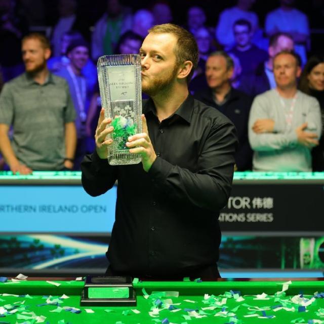 NG体育APP-北爱赛艾伦卫冕 周跃龙三次冲击排名赛首冠失利