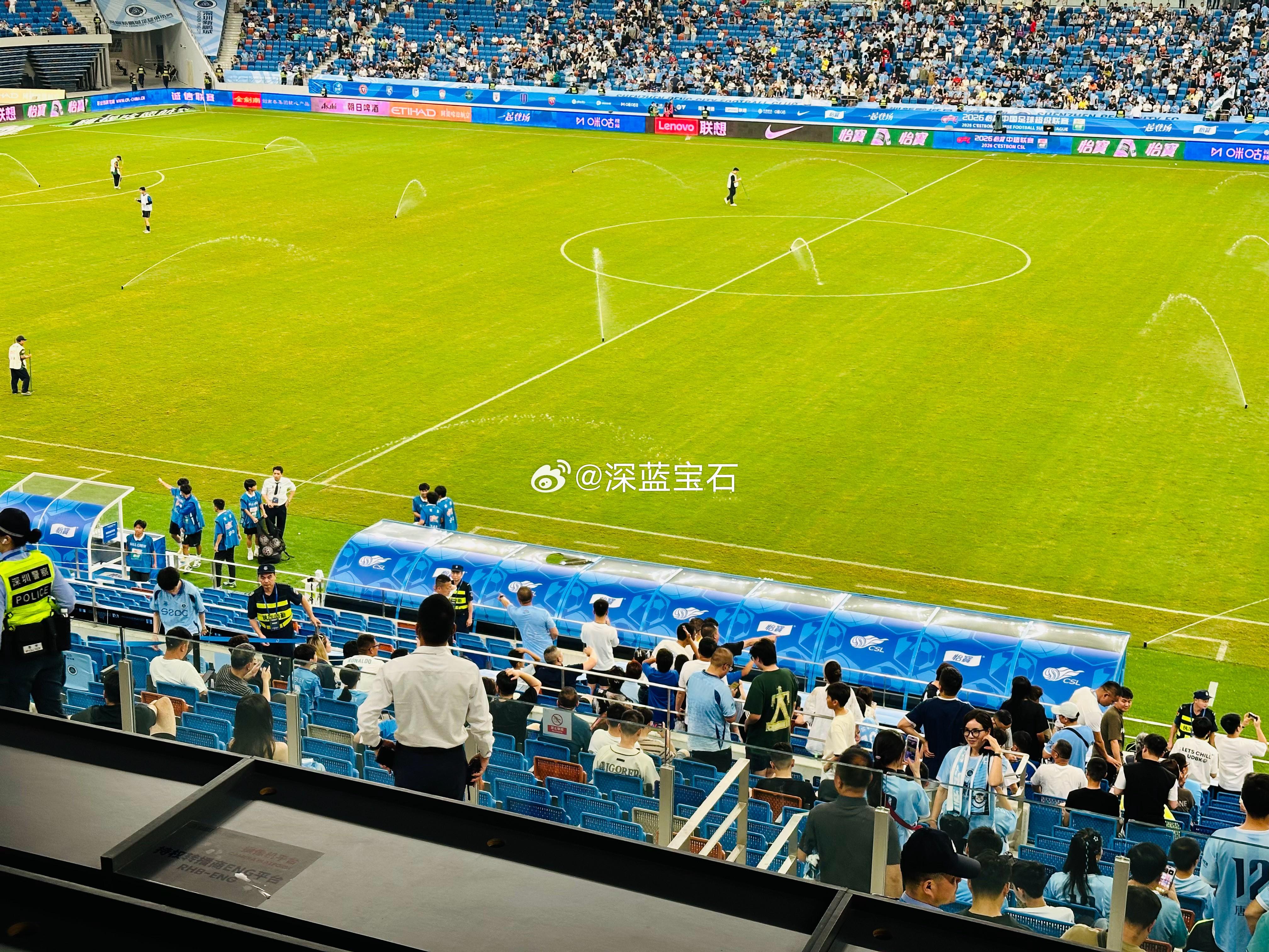 NG体育APP-记者：云南替补席有人对判罚不满飞踹替补席座椅，被直红罚下